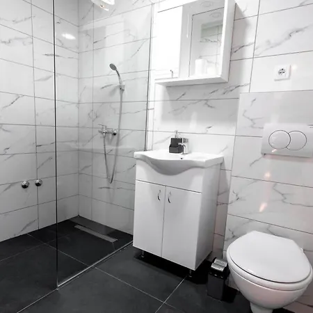 Luna Nera Apartment Novi Sad